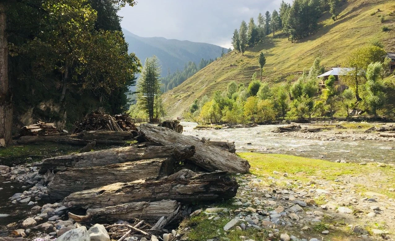 You are currently viewing A Complete Guide to Visit Leepa Valley | Azad Kashmir